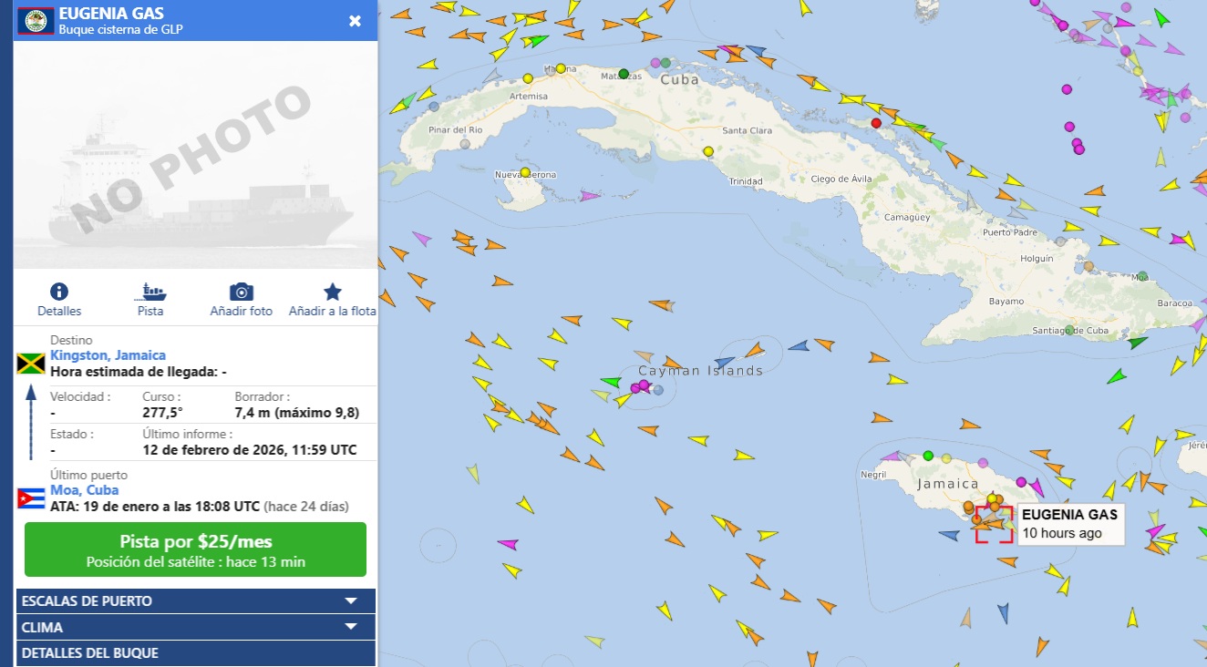 Tanquero vinculado a Cuba muestra navegación irregular y cambio de bandera en el Caribe