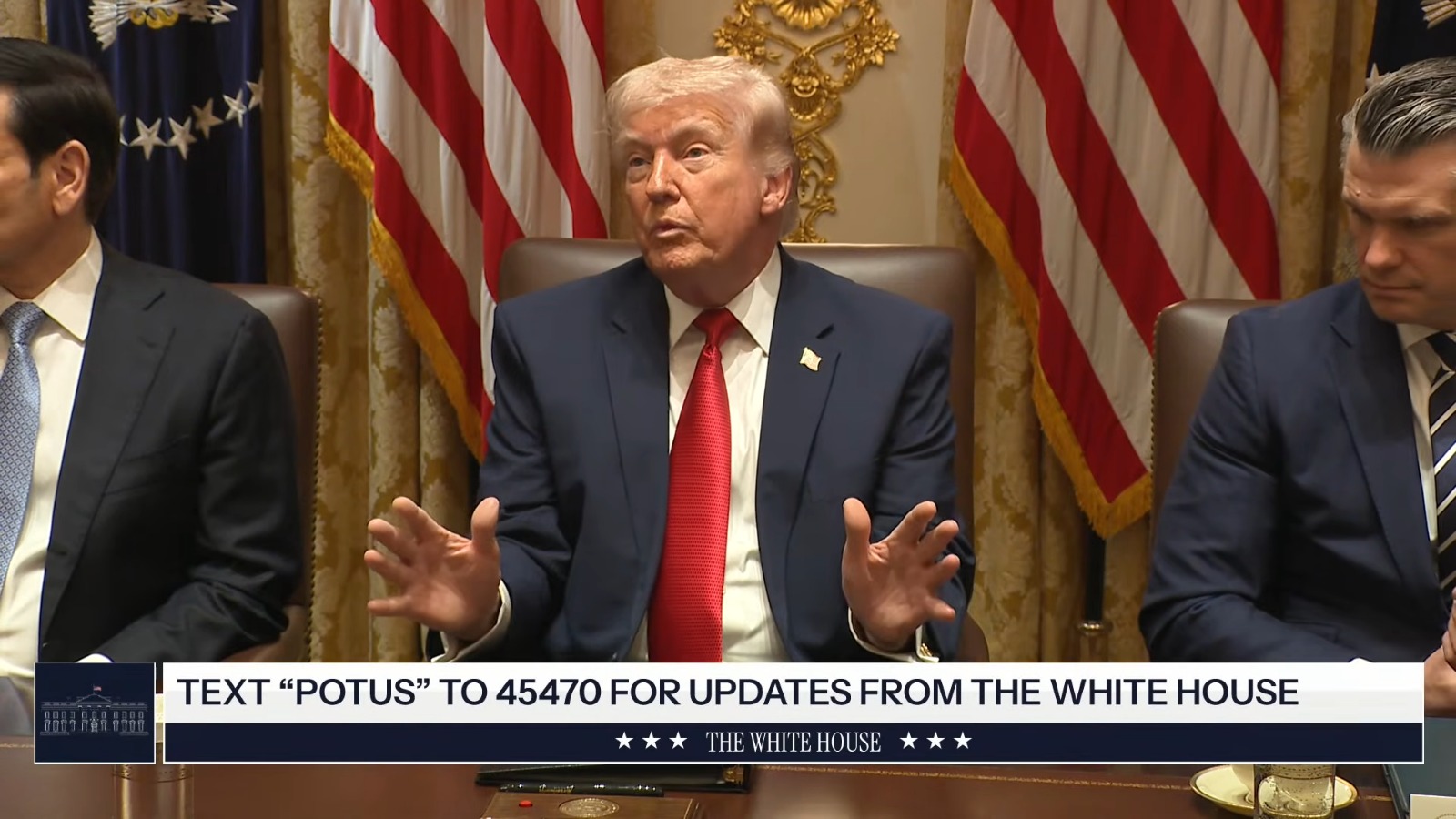 Billete de 100 dólares con la firma de Trump comenzará a circular en junio
