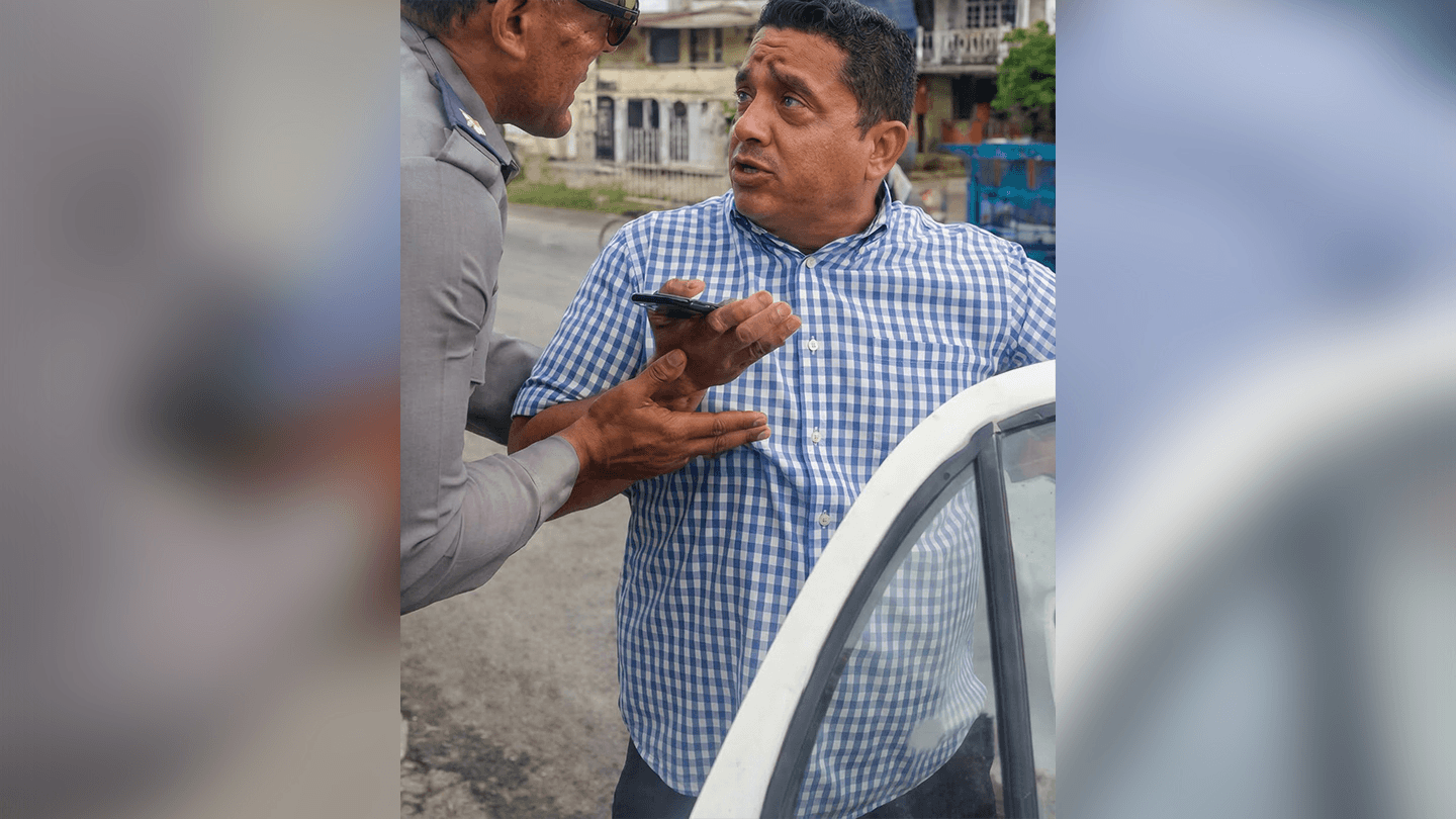 Detienen al pastor Rolando Pérez Lora