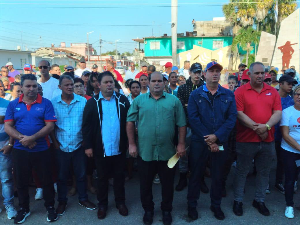 Montan acto político en Morón para simular apoyo al castrismo tras fuerte protesta por apagones