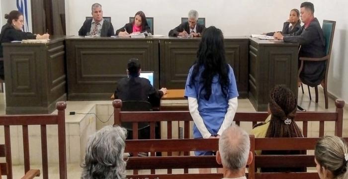 Trabajadora de Correos de Cuba roba más de 57.000 CUP de jubilaciones