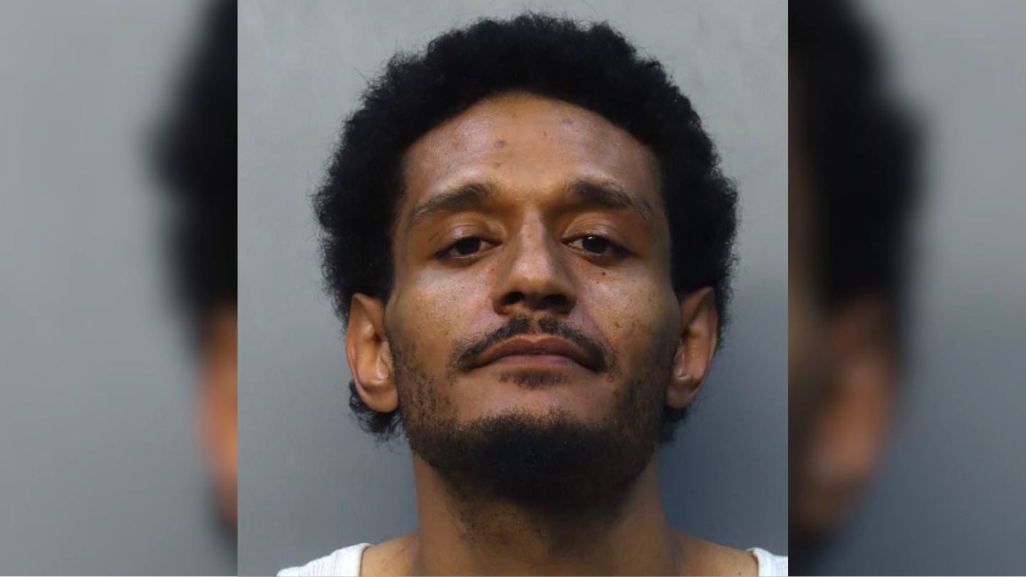 Arrestan a sospechoso de varios robos a vehículos de cubanos en Hialeah