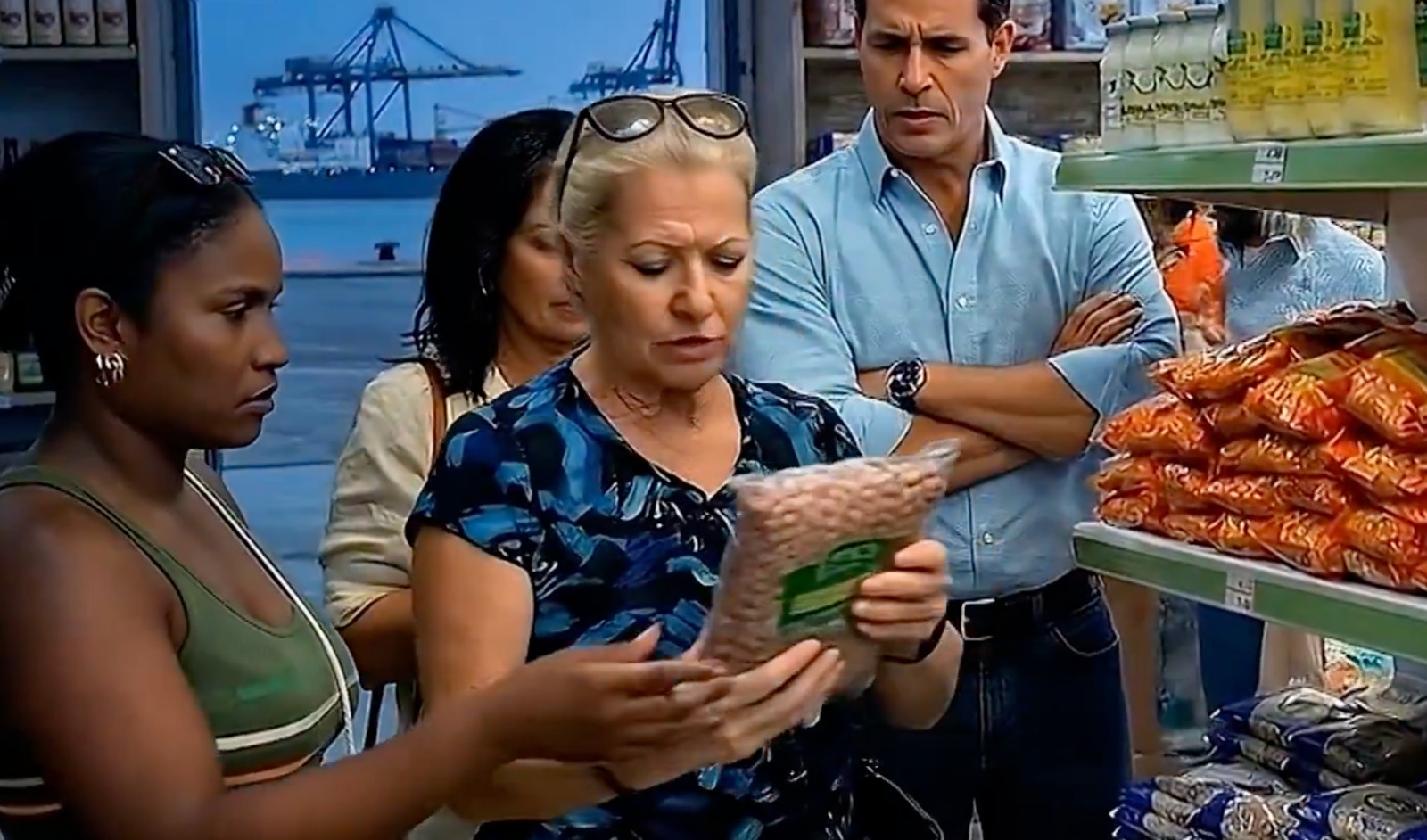 La ONG Food Monitor Program acusa al gobierno cubano de desviar hacia tiendas en divisas productos recibidos como ayuda humanitaria de México