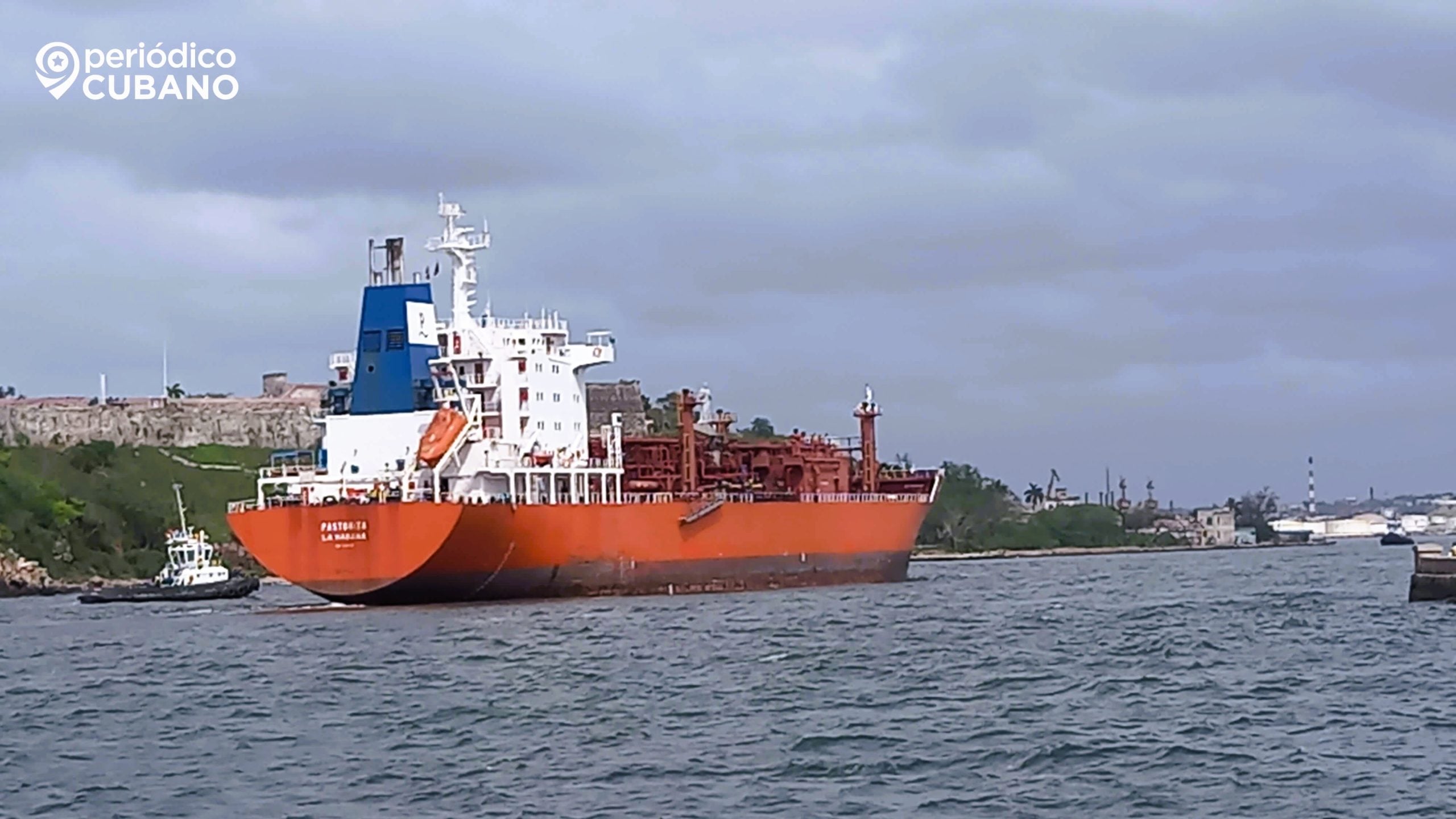 Barco de ayuda internacional para Cuba