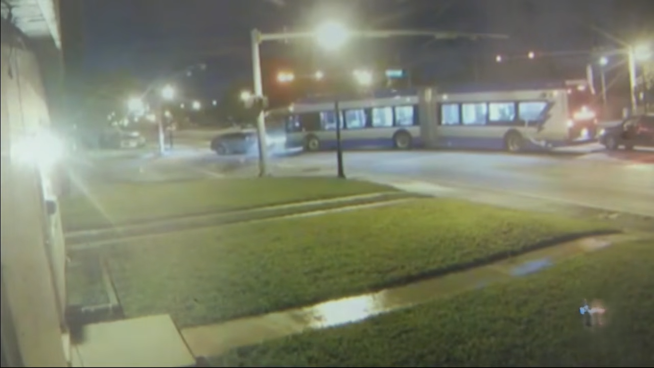 Cámara capta impactante choque que provocó la muerte de una joven en Miami Gardens