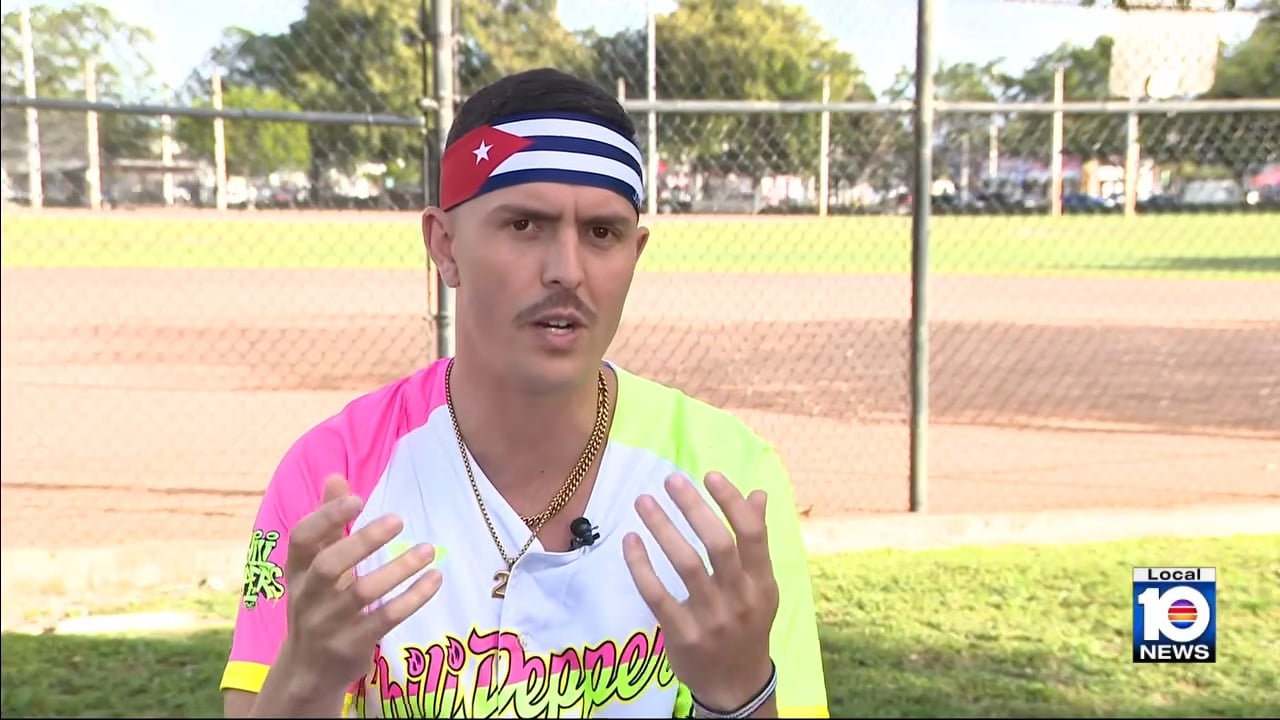 Cubano en Hialeah revoluciona el béisbol con una nueva práctica