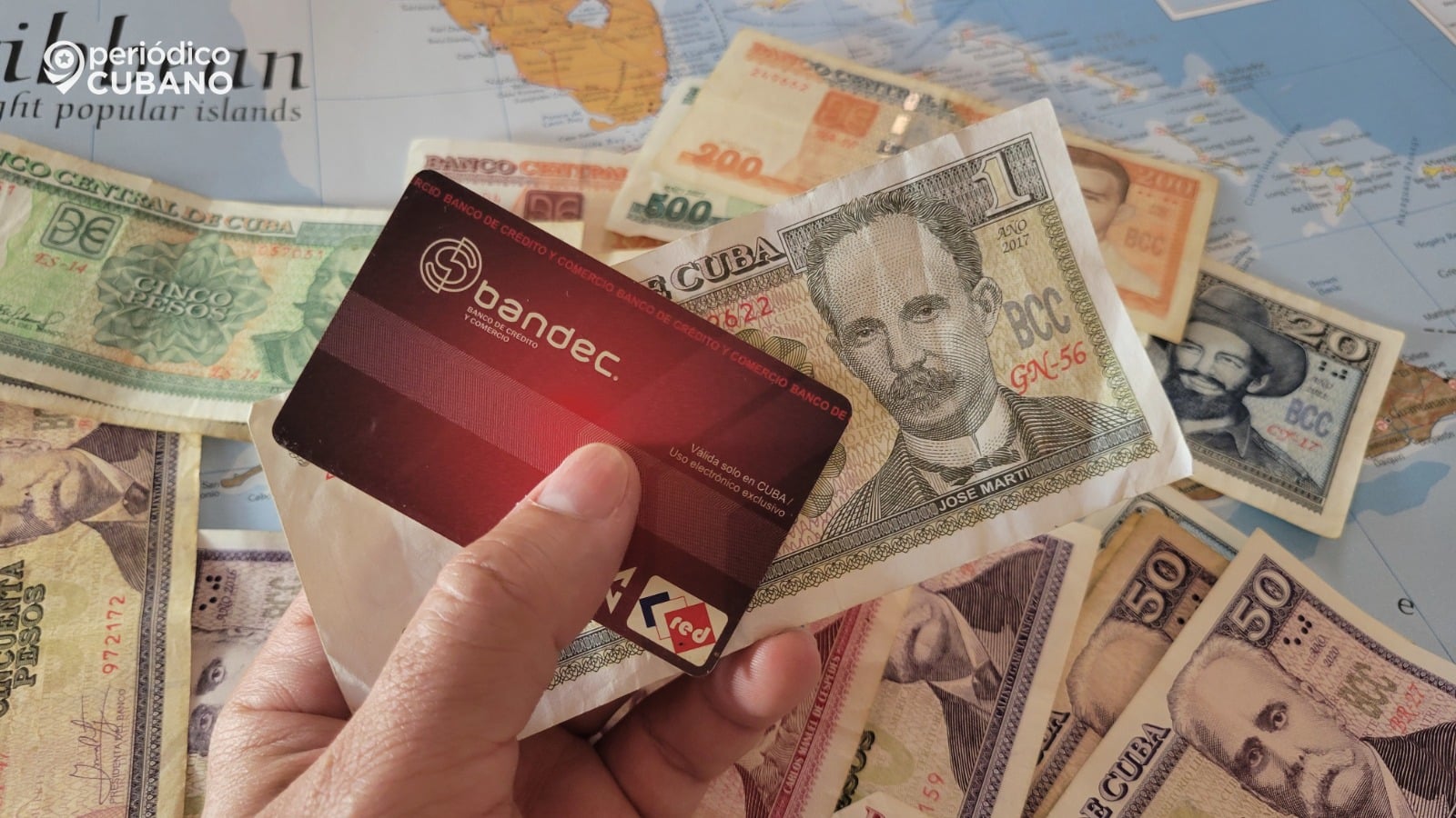 Cubanos se quejan del Banco Central que obliga a cobrar por transferencias electrónicas