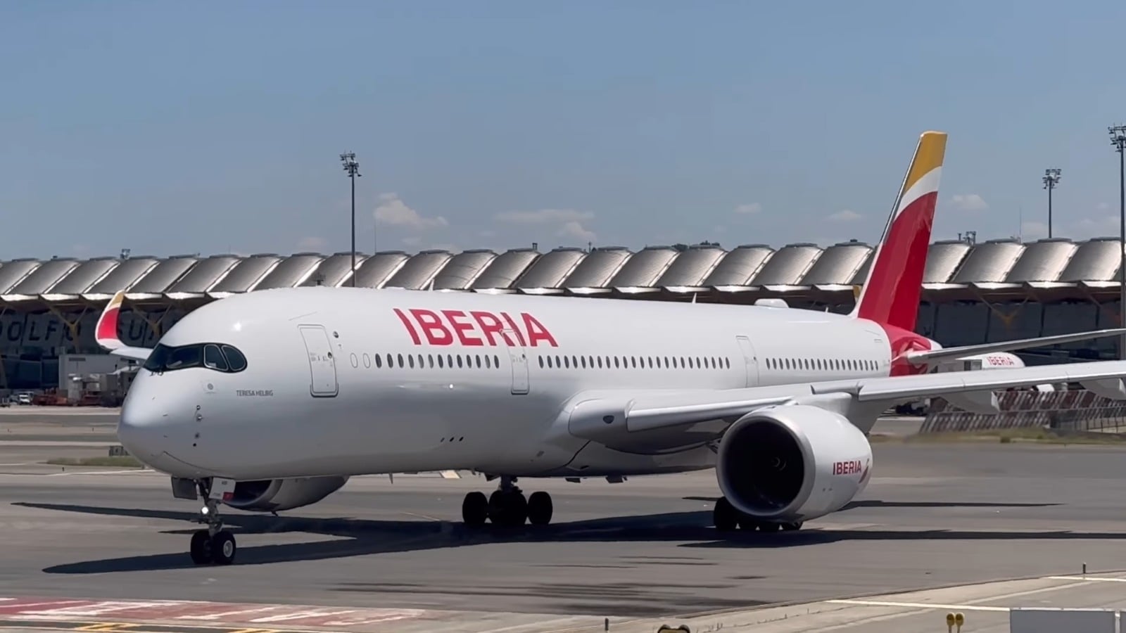 Iberia suspende desde junio los vuelos a Cuba