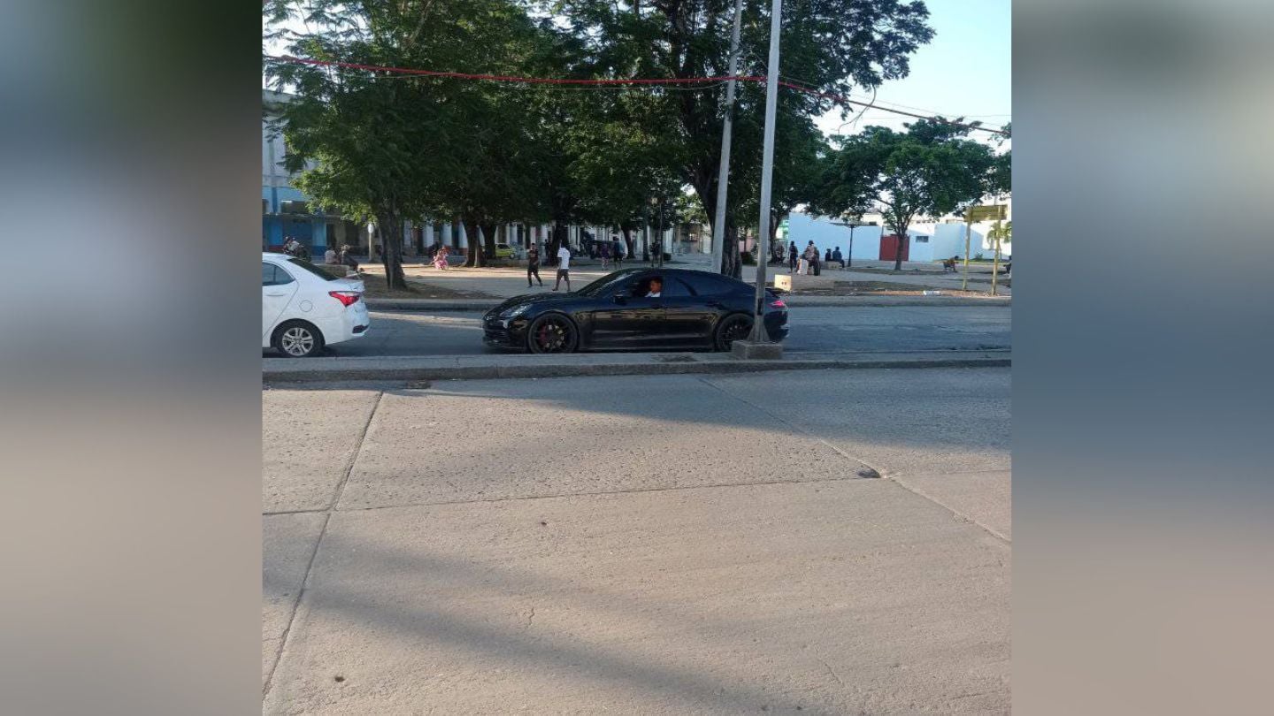 Porsche en La Habana mientras avanza revocación de licencias para exportar autos de lujo a Cuba