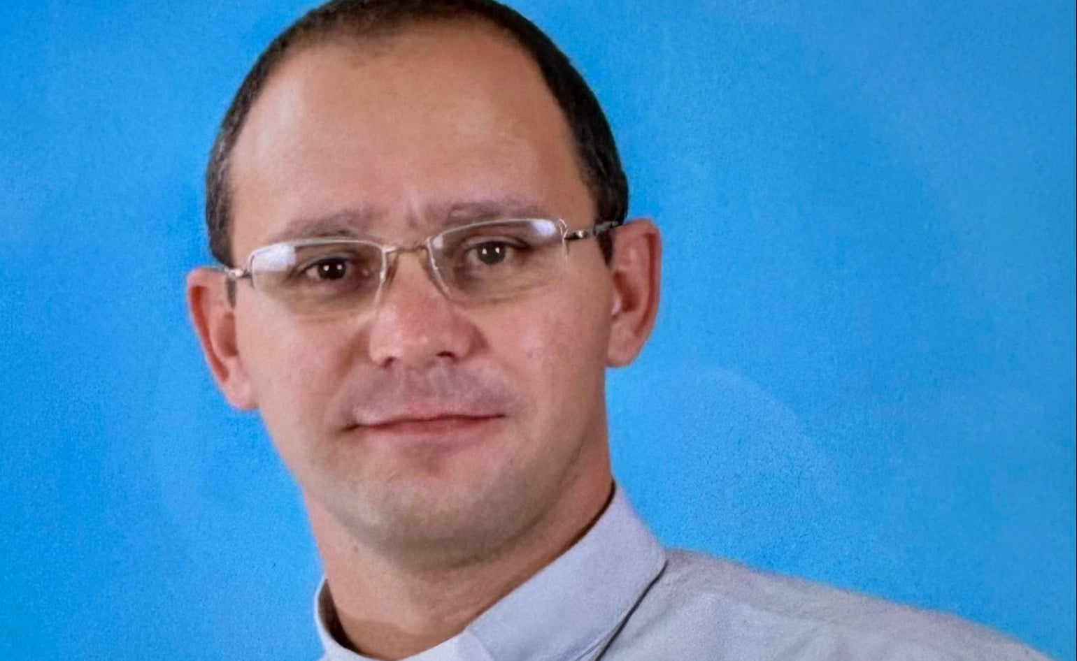 Sacerdote cubano queda en estado grave tras caer del techo de una iglesia en Cienfuegos