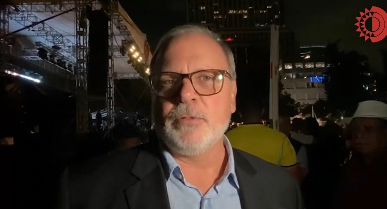 ¡Sin rendición ante EEUU! Embajador castrista asegura que cubanos defenderán al régimen hasta la muerte