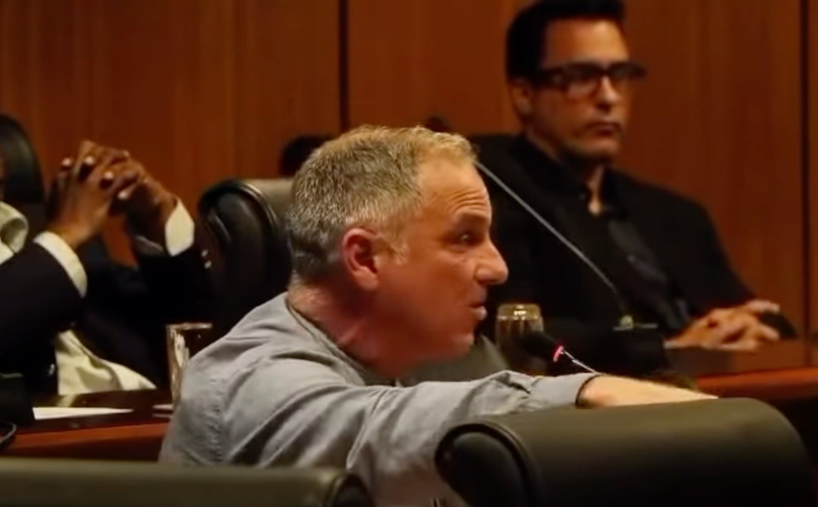 “¡Lo perdimos todo, Cuba es un país roto!”: Discurso viral de un profesor cubano en Uruguay le saca las lágrimas a miles de exiliados