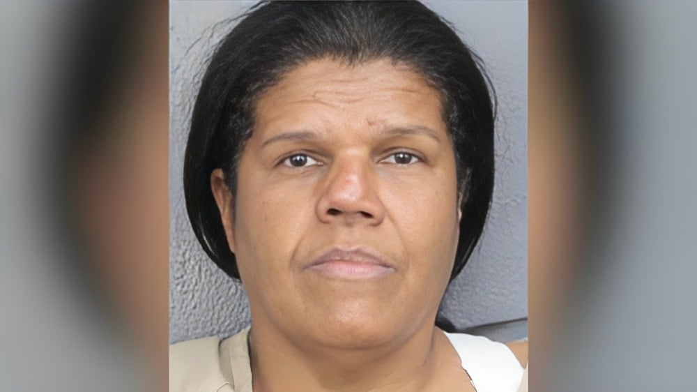 Arrestan a cubana con orden de retención migratoria tras mortal accidente en Florida2