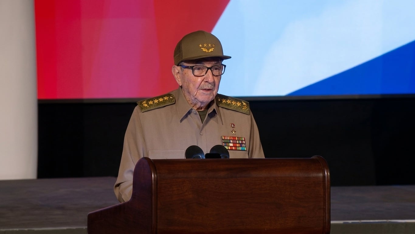 Detalles de los pilotos acusados junto con Raúl Castro en EEUU uno ya está detenido por fraude migratorio7
