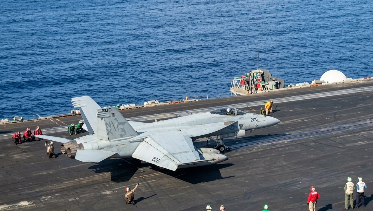 Embajada de EEUU en Cuba celebra la llegada del portaaviones USS Nimitz al Caribe defiende la democracia