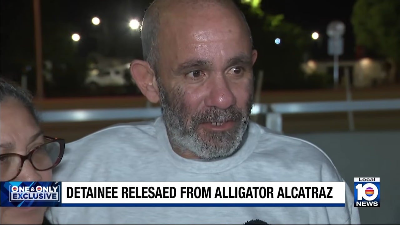 Migrante sale de Alligator Alcatraz tras seis meses detenido: “Todos los días tienes que luchar por tu vida”
