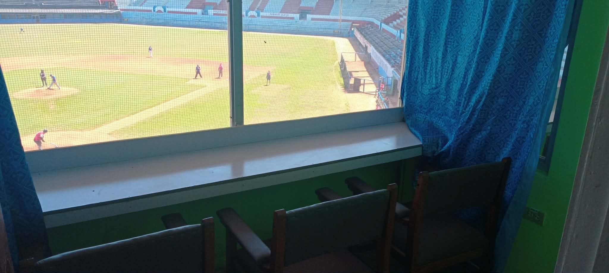 Sube de precio la entrada a los estadios de béisbol en Cuba con palcos VIP