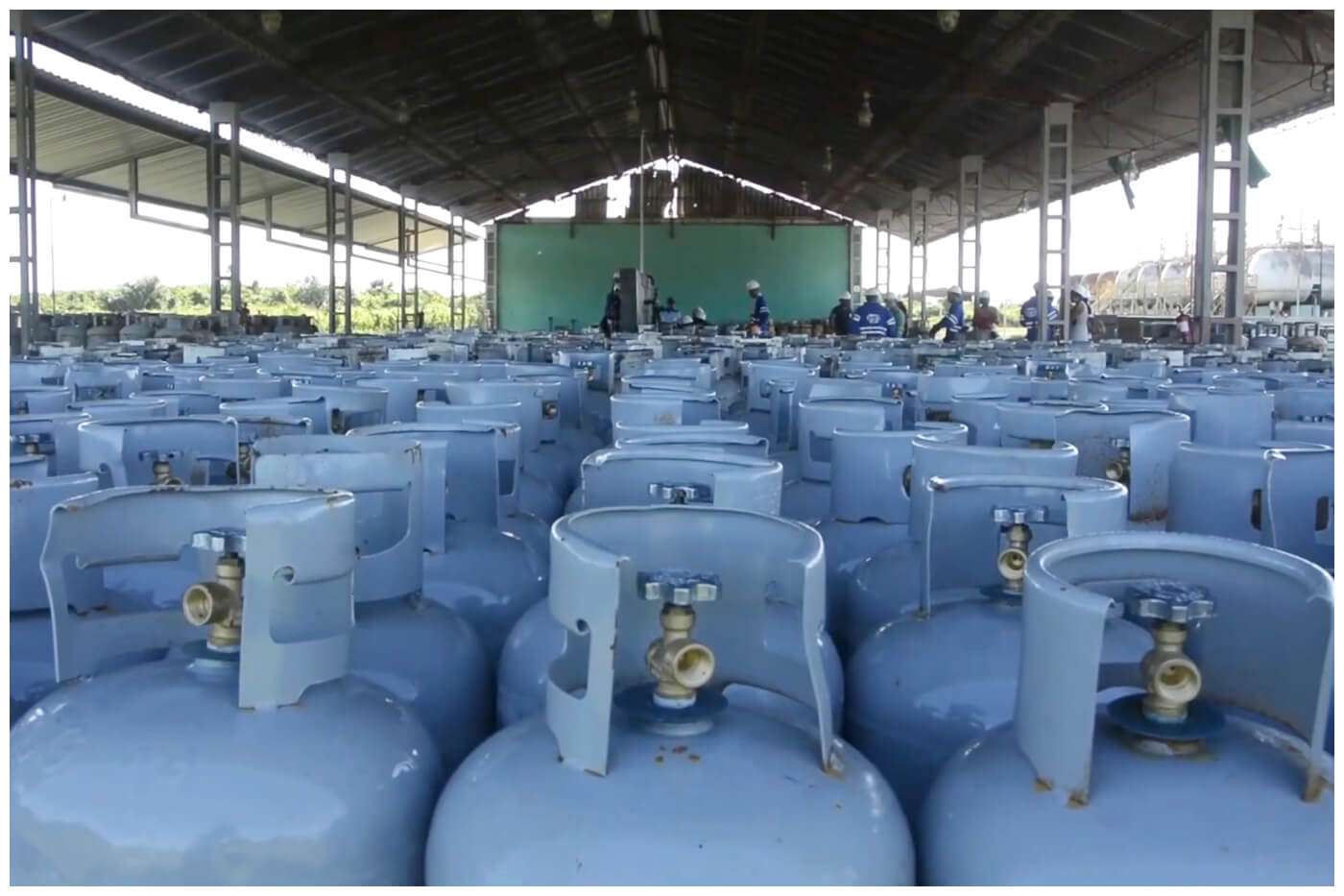 Escasez eleva al doble precio de balitas de gas en