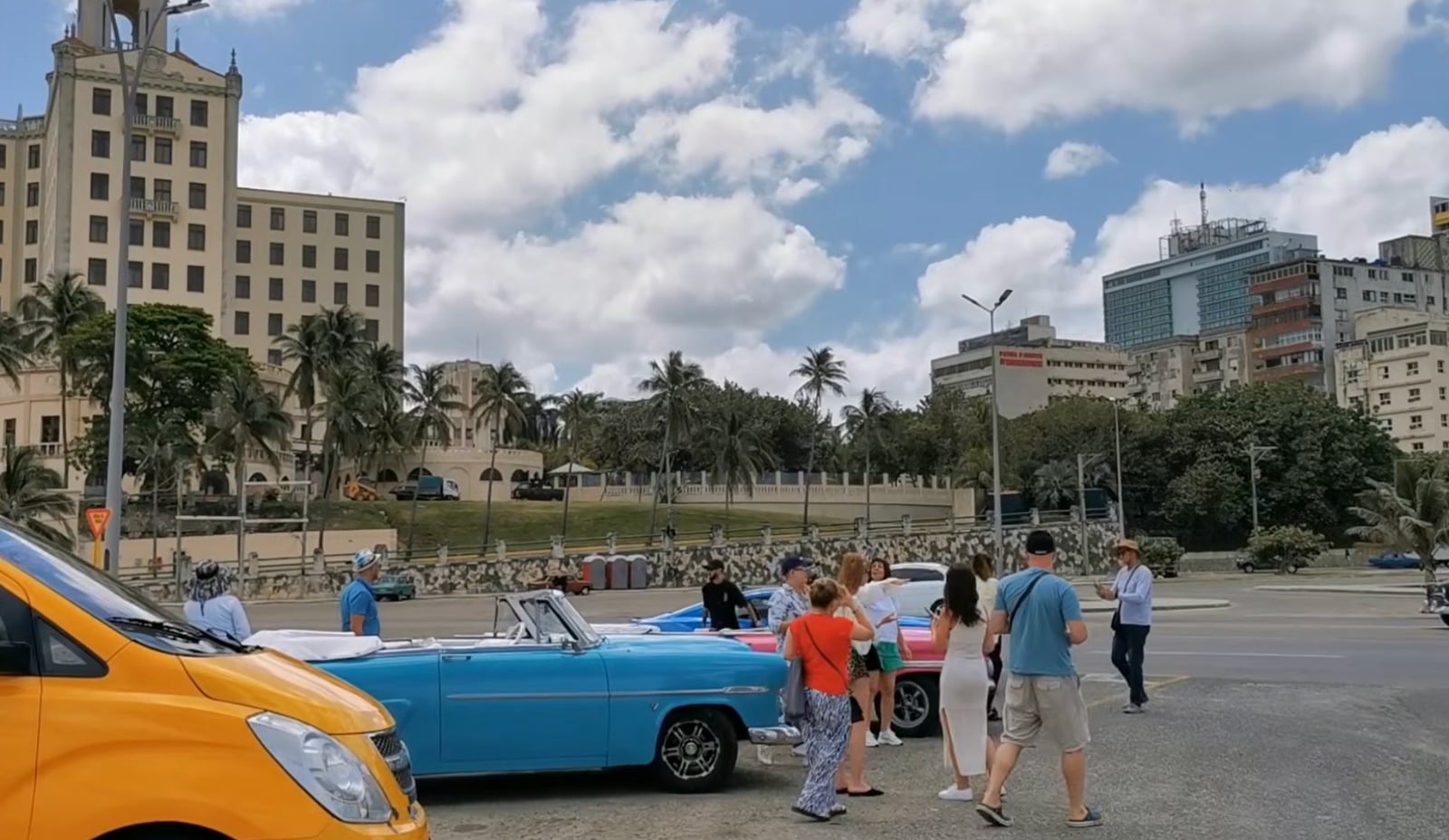 Cubanos podrán abrir agencias de viaje privadas bajo las nuevas medidas del régimen