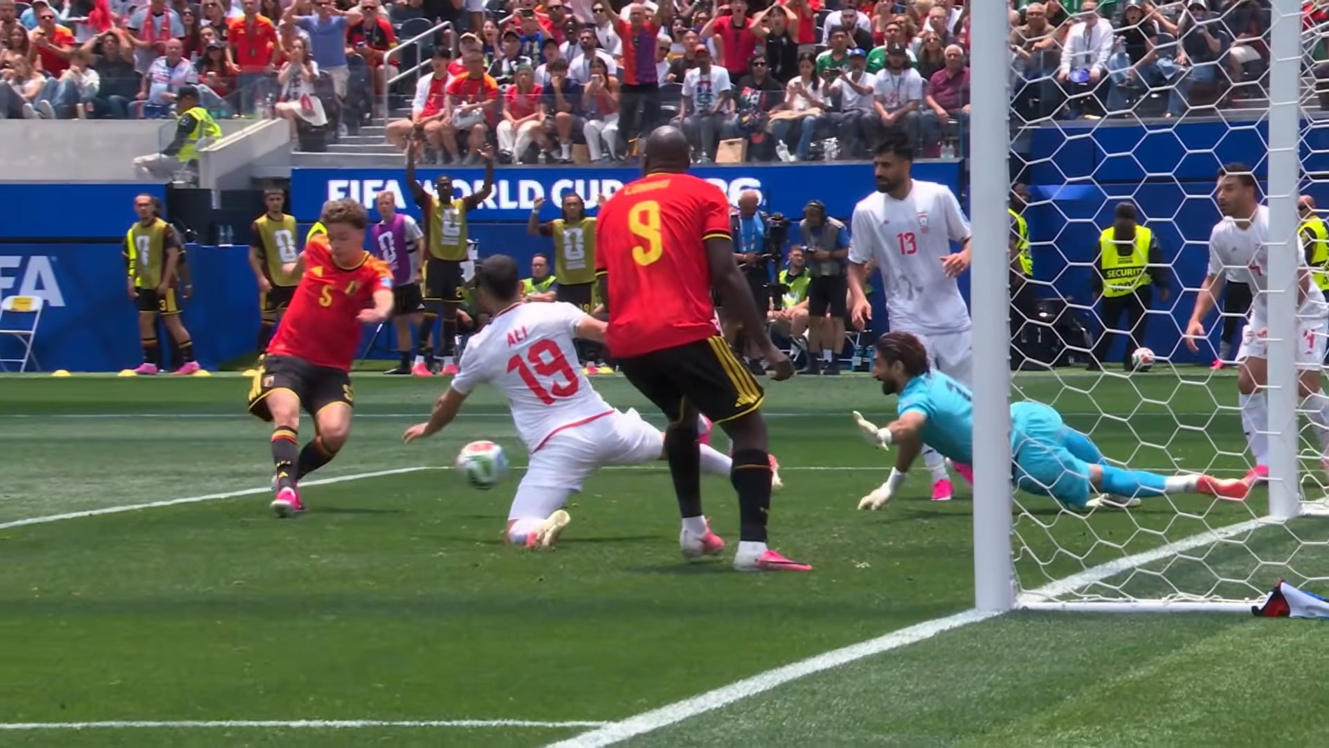 Equipo de Irán durante un partido de la Copa Mundial 2026. (Captura de pantalla © FIFA-YouTube)