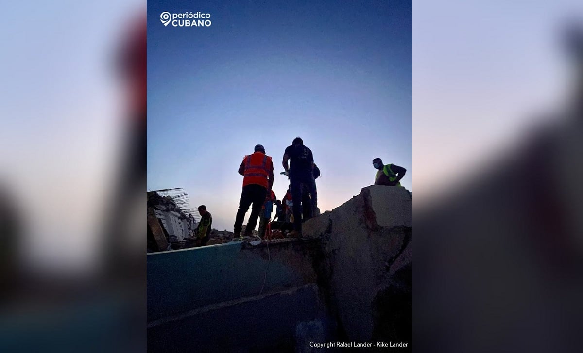 Labores de rescate en Venezuela.