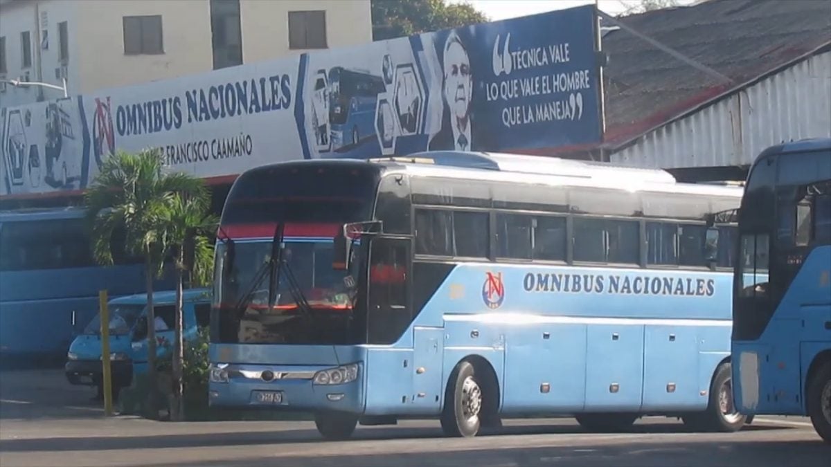 Déficit energético obliga a recortar capacidades en el transporte interprovincial