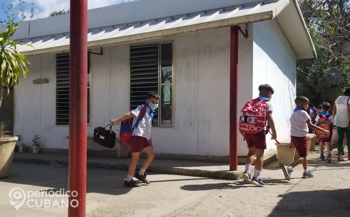 Imagen de unos niños cubanos en la escuela.