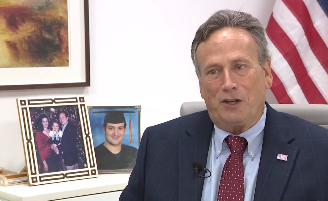 El abogado Vincent Michel Arias aspira a ser un representante federal de Florida