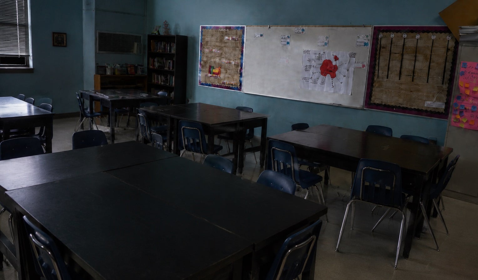 Salón vacío de clases en Miami-Dade.