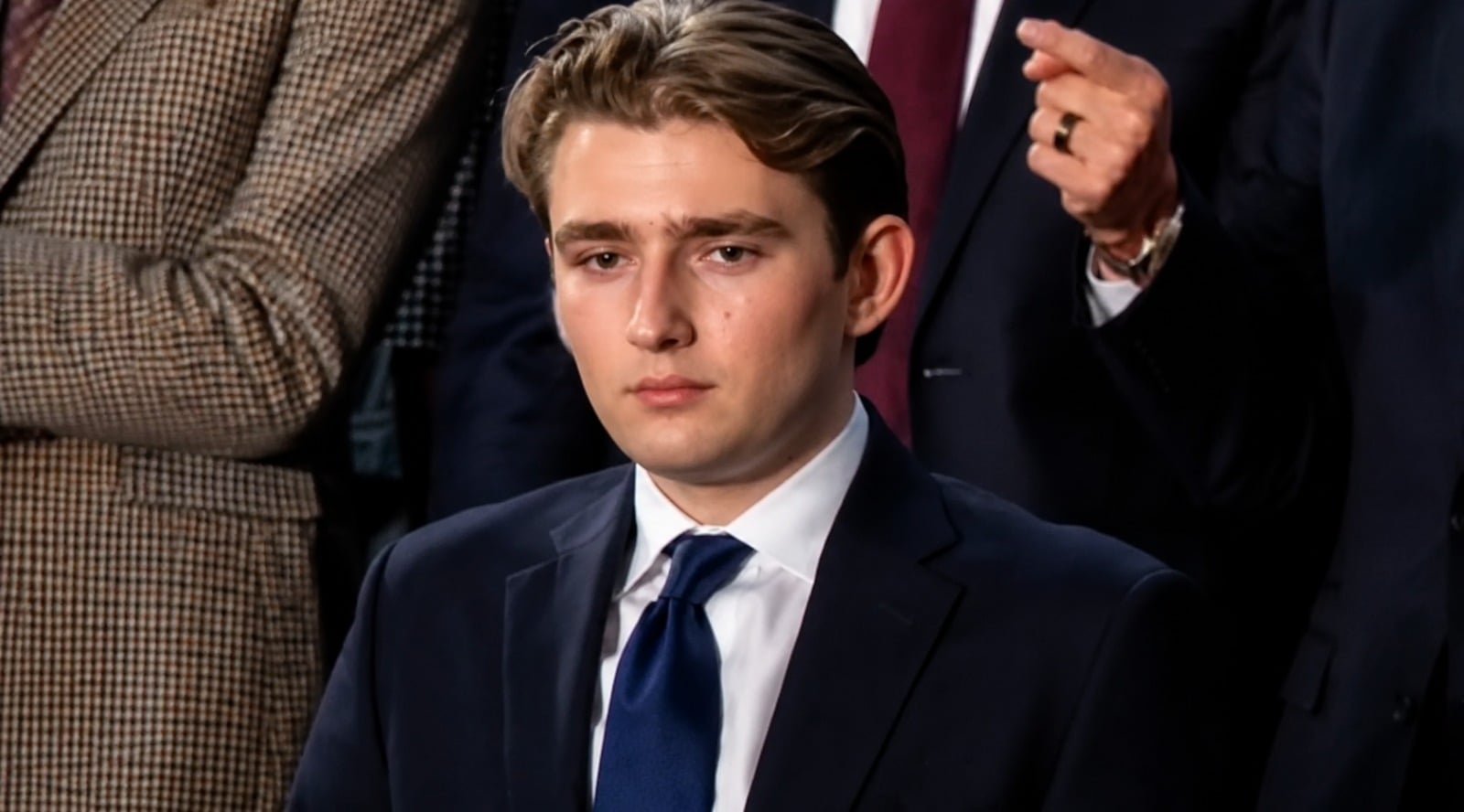 Barron Trump, hijo de Donald Trump, enfrenta posible amenaza iraní investigada por el Servicio Secreto