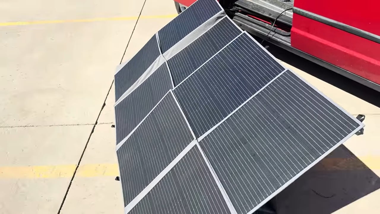El panel solar portátil que muchos cubanos quieren tener ante los apagones 2