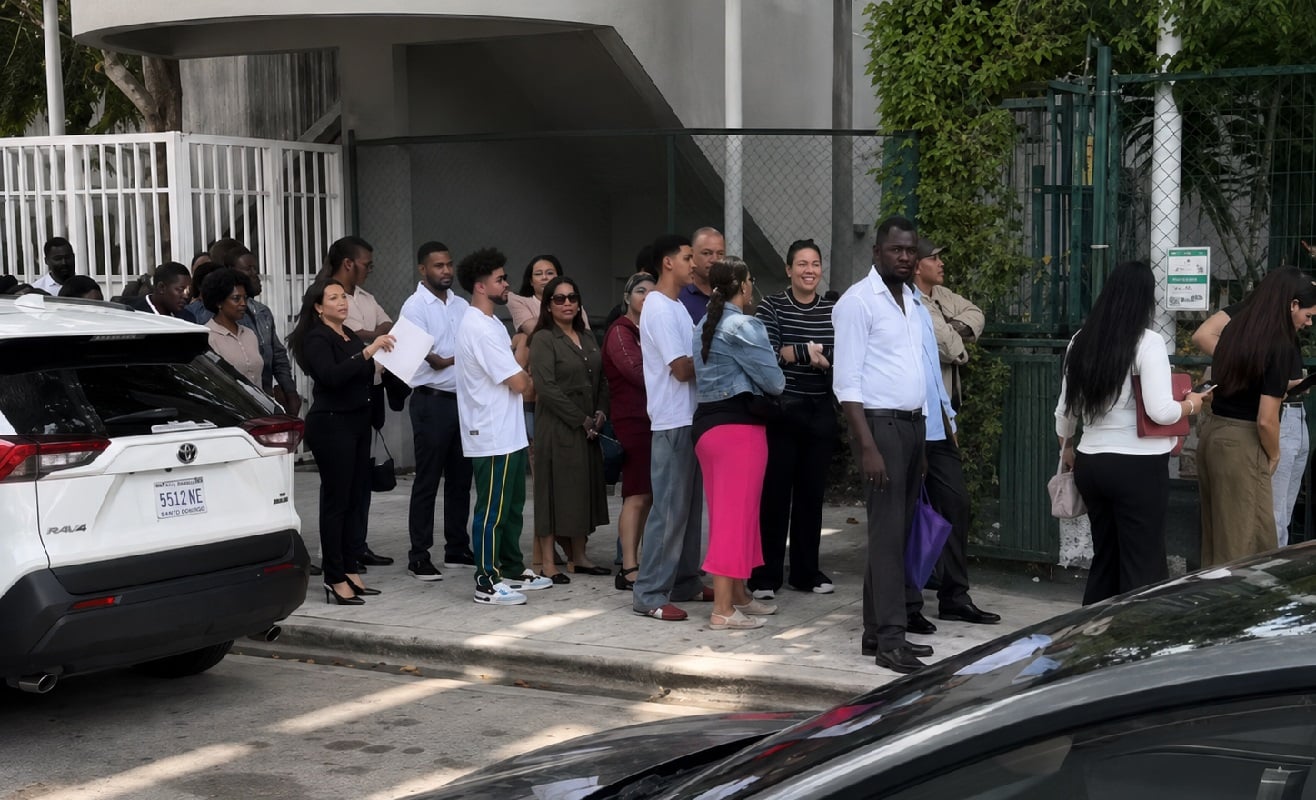 Filas a las afueras de Corte de Miami.