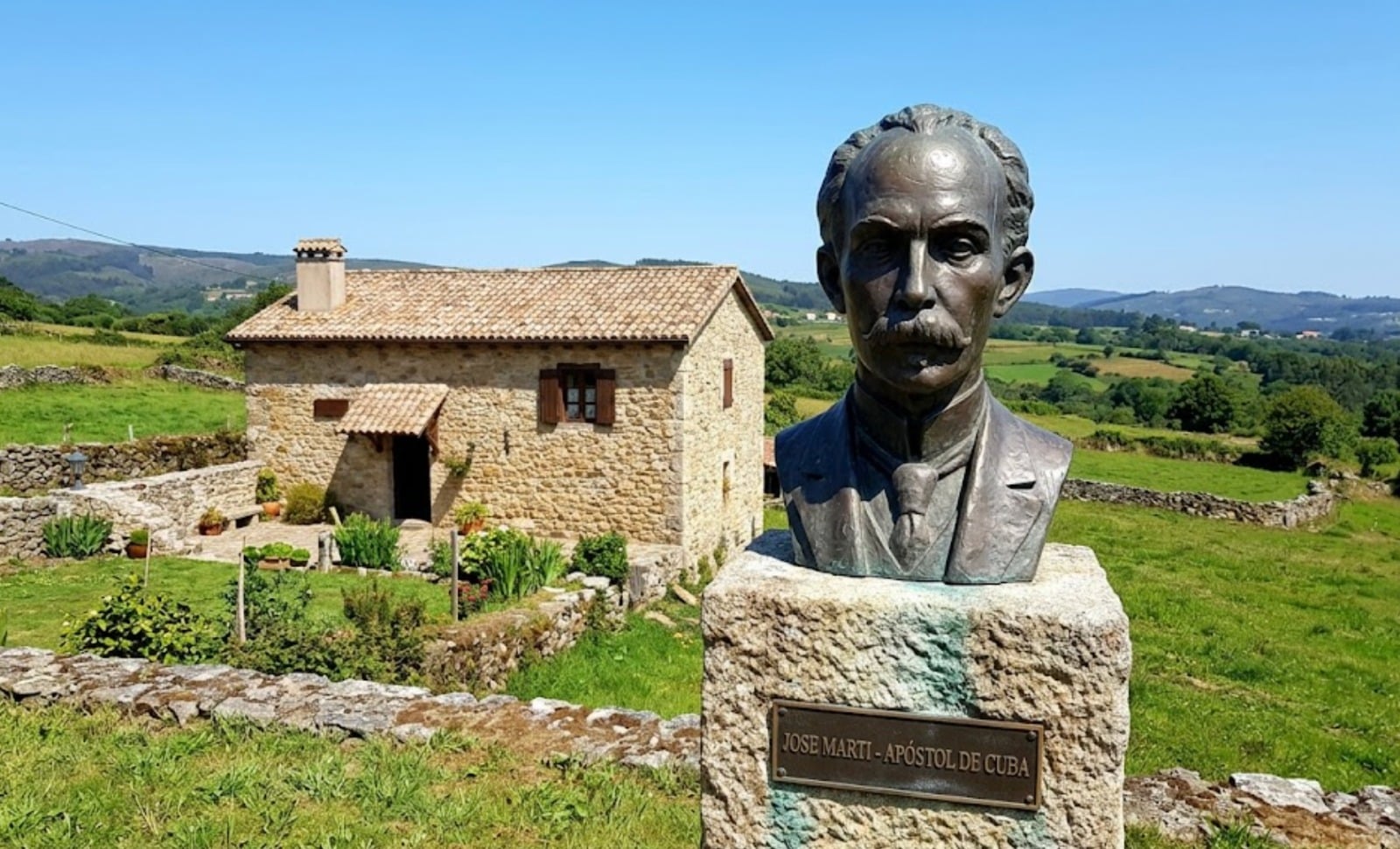 José Martí “es un insulto” para los españoles, dice un alcalde en Galicia que pidió retirar su busto