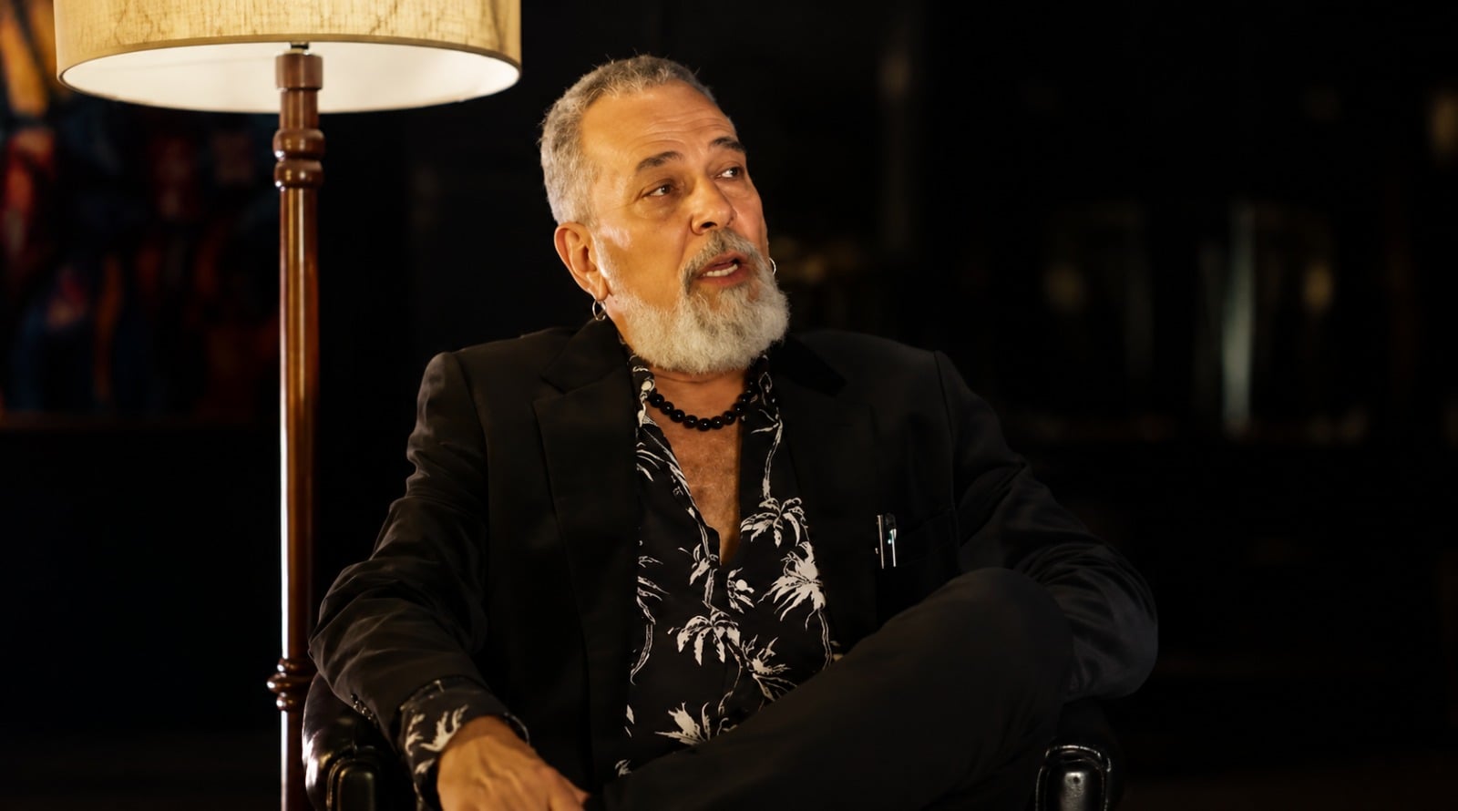 “Bájenle tres rayitas”: Luis Alberto García denuncia intimidación policial contra su familia en La Habana