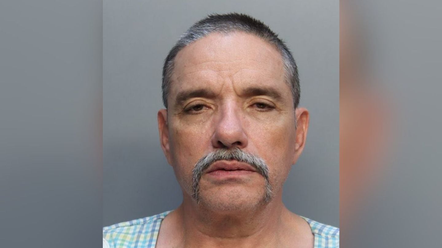 Vecino de Hialeah lanza amenaza de bomba en Miami-Dade enfrenta esta posible sanción