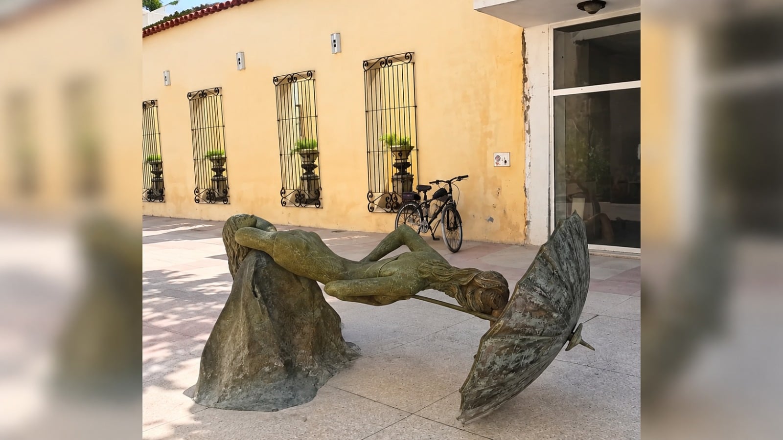 Tres meses sin noticias: crece el reclamo por emblemática escultura del bulevar de Holguín