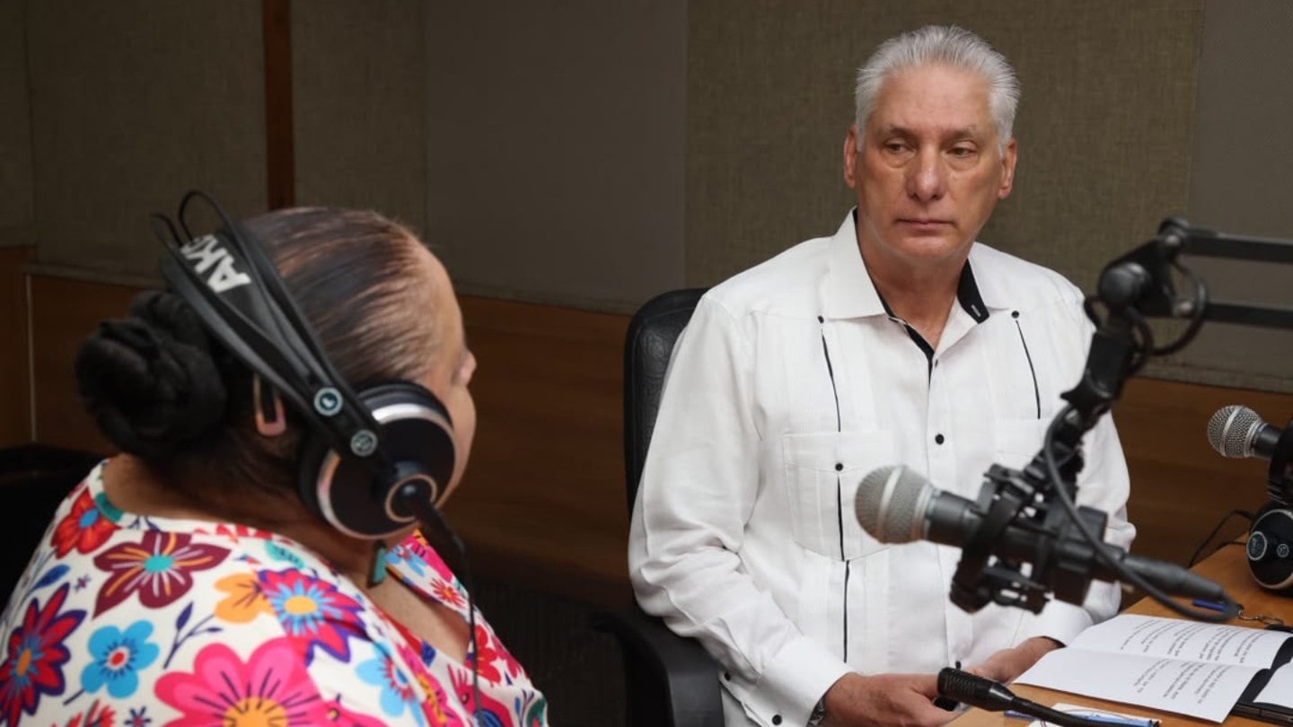 Diaz-Canel-radio