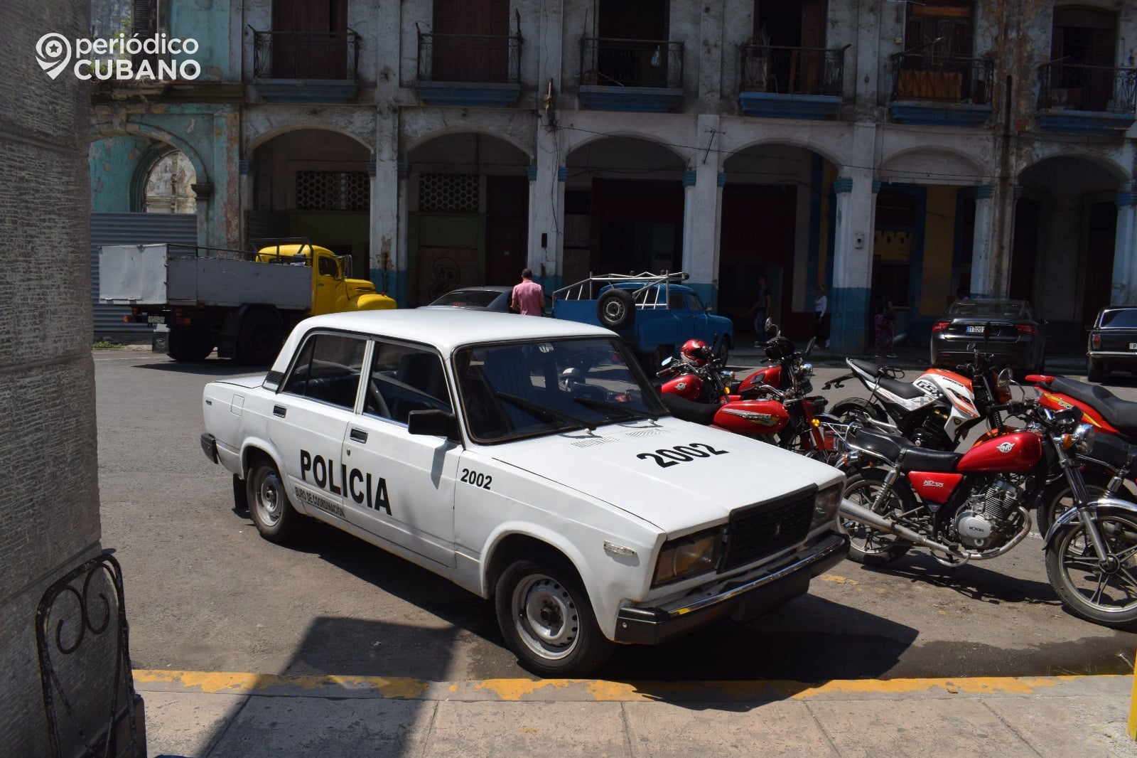 Disparo impacta una casa en Cuba minutos después de que un niño saliera del portal