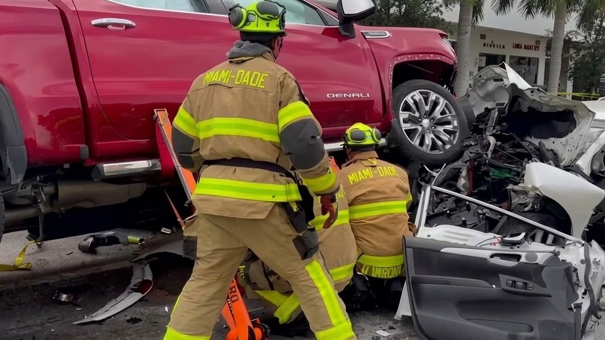 Empresario cubano muere tras impactante accidente que involucró seis vehículos en Doral