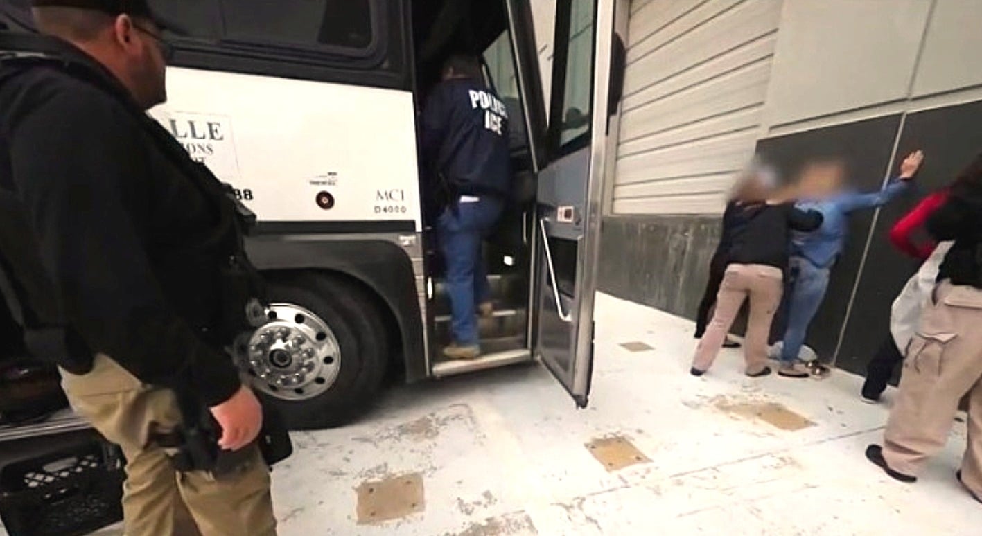 ICE oculta ubicación de detenidos con órdenes de deportación en EEUU