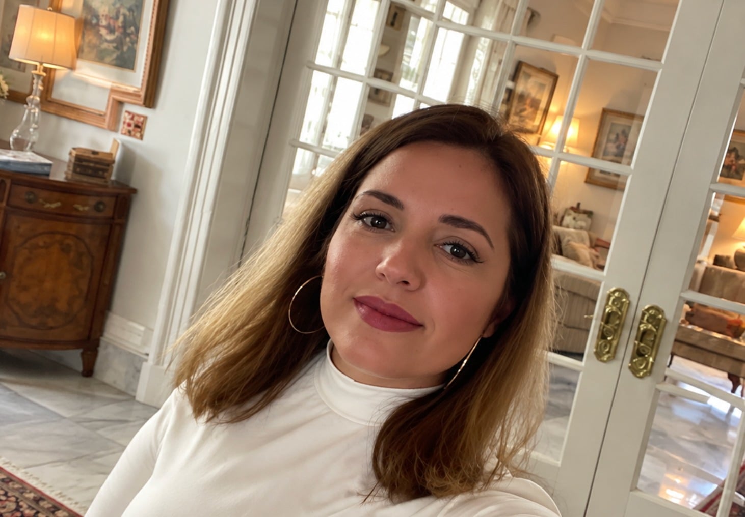 Periodista Cristina Escobar critica al régimen cubano en insólita publicación