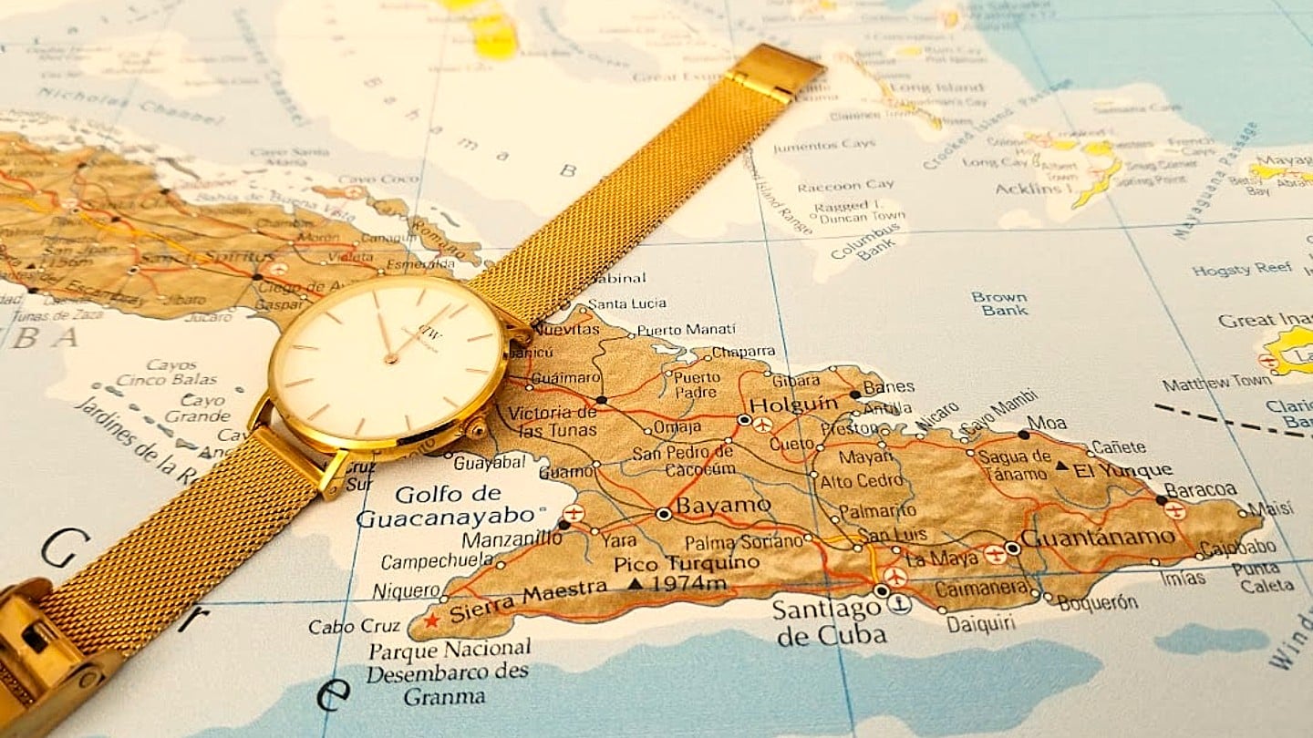 Cuba no cambiará la hora en noviembre: el Gobierno toma una medida inédita por los apagones