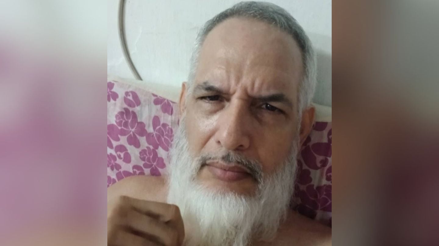 Identifican al cubano que protestó en la escalinata del Capitolio de La Habana