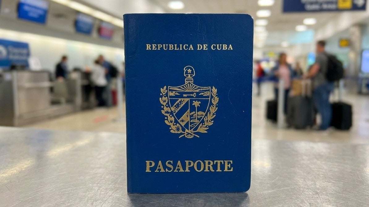 Las reglas sobre el pasaporte cubano en la futura Ley Migratoria vigencia, trámites y entradas