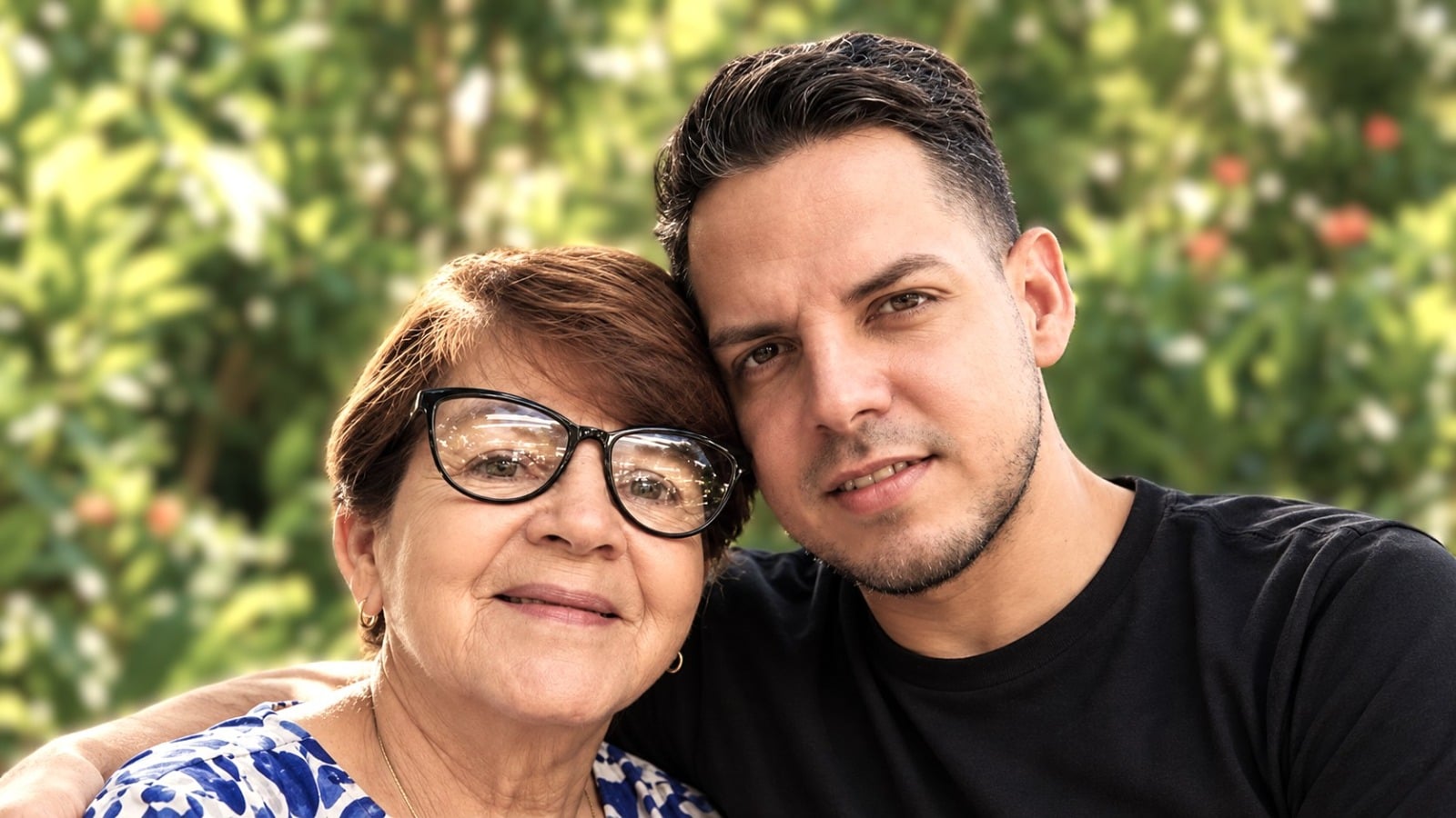 Periodista oficialista Lázaro Manuel Alonso pierde a su madre meses después de la muerte de su padre