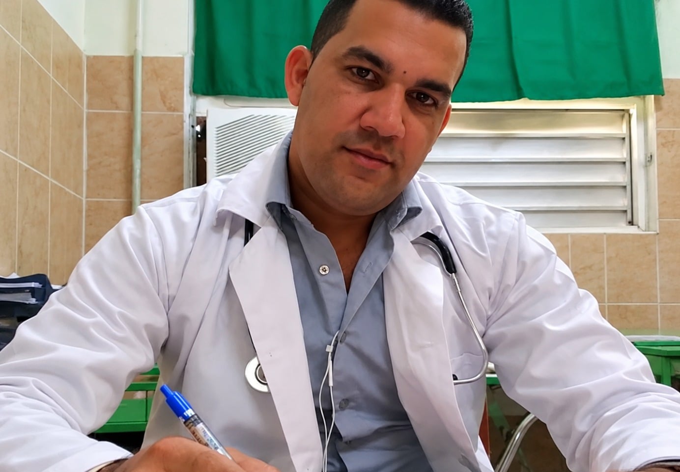 Muere repentinamente joven médico masón en la Isla de la Juventud
