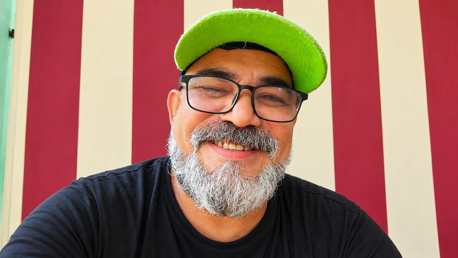 Ray Fernández pierde varios dientes tras sufrir un violento asalto cerca de su casa en La Habana