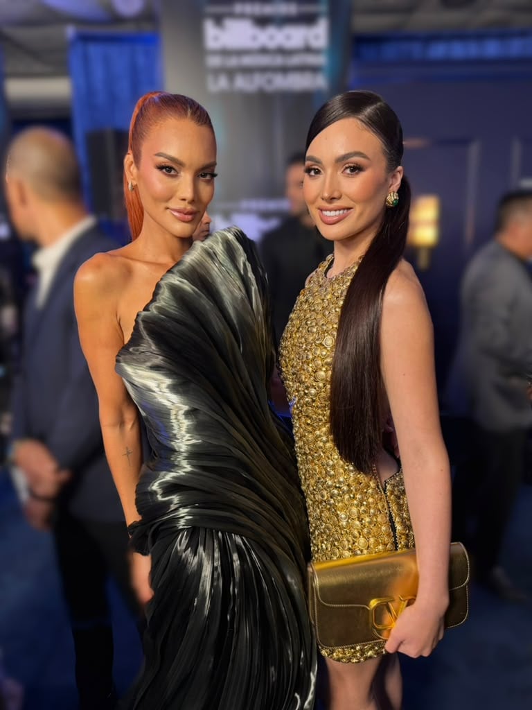 Miss Universo Zuleyka Rivera y Lizlauren Mosquera
